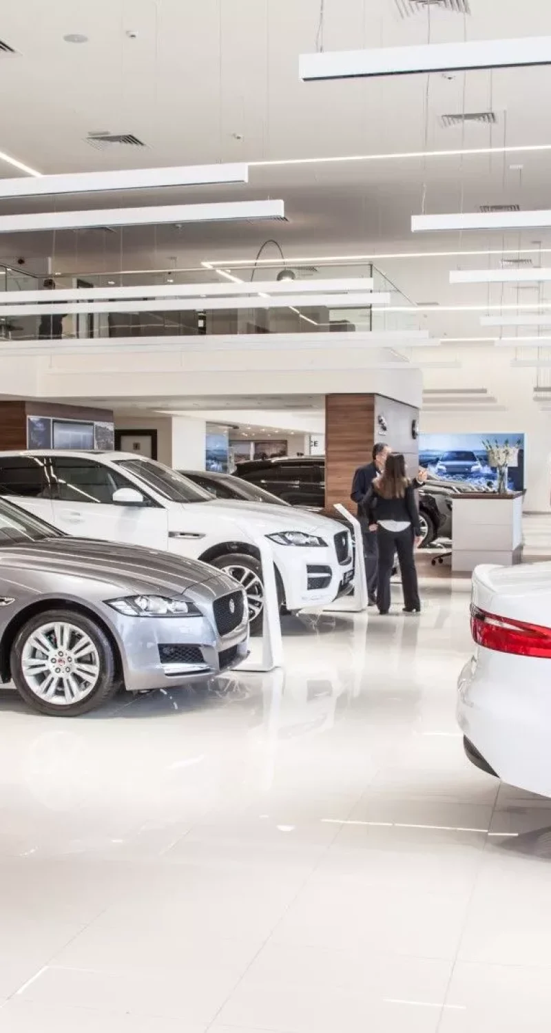 nouveau-showroom-jaguar-land-rover-defender-alpha-international-tunisie-55428